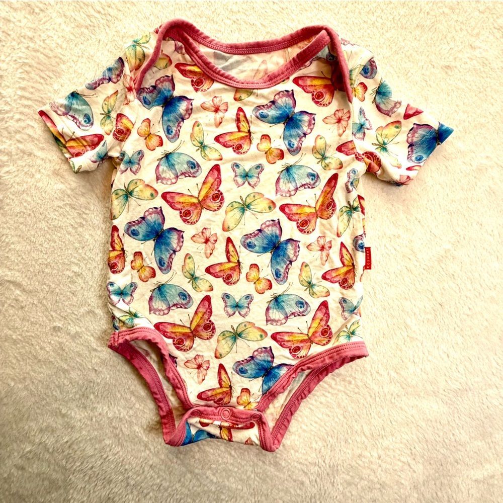Easweet Pink Butterfly Bamboo Baby Romper Sleeper Onesie- Size 12-18 months